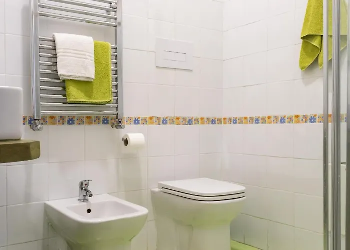 ベッド・アンド・ブレックファスト Pomodoro Ac 3*